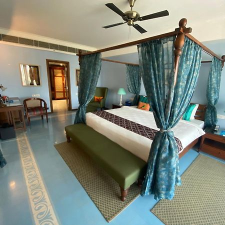 Hotel Namaste Dwaar - The Gateway To Rural India Khatauli Exterior foto